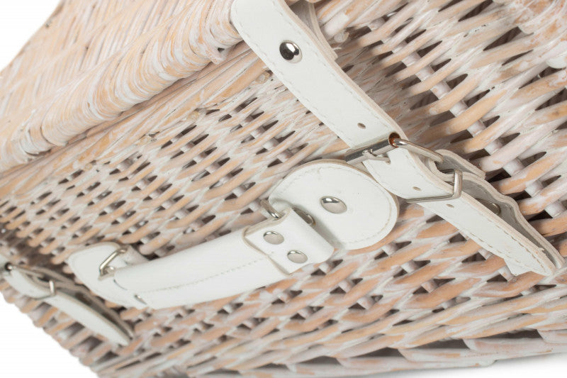 18" WHITE HAMPER