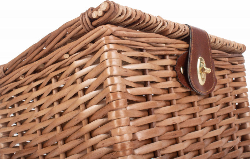 LIGHT STEAMED SMALL CHEST HAMPER