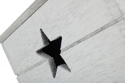 SMALL VINTAGE STAR CUT OUT BOX