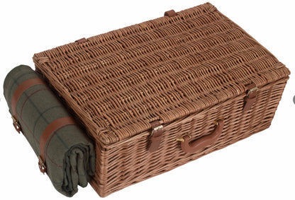 4 Person Green Tweed Hamper